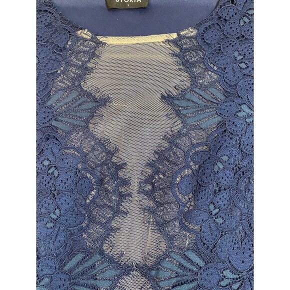 Storia Lace Dress with Plunging Sheer Neckline and Short Sleeves Navy Blue Size - Picture 4 of 12
